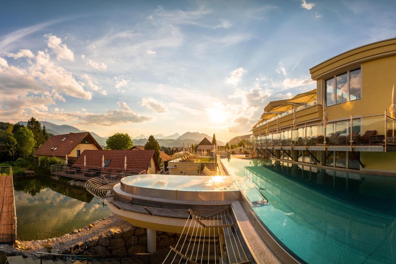 Dilly - Das Nationalpark Resort Уиндишгарстен Екстериор снимка